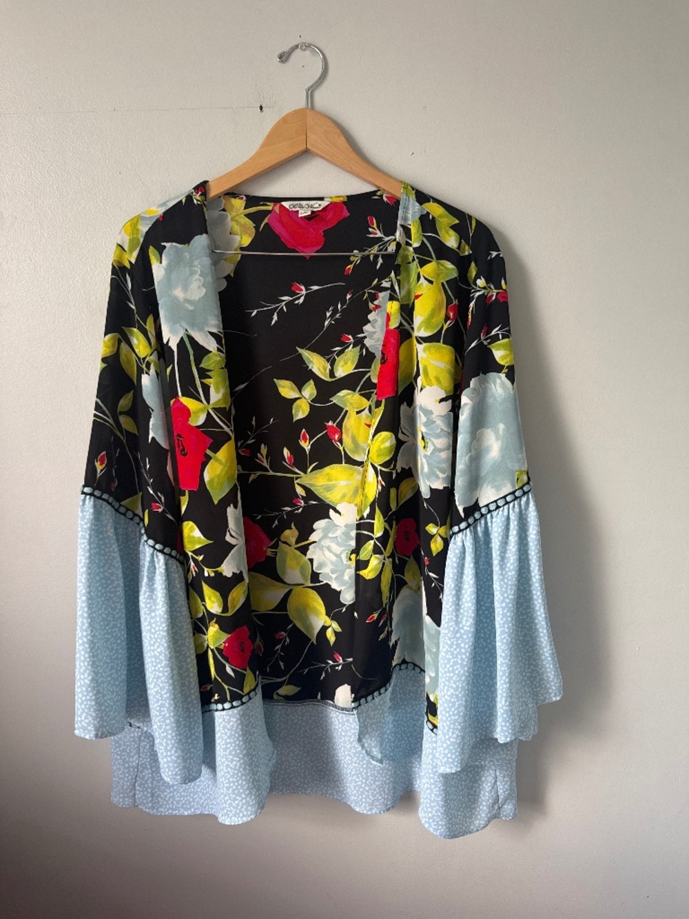 The pioneer woman floral kimono